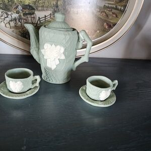 Vintage-Inspired Green Tea Set with White Floral Design